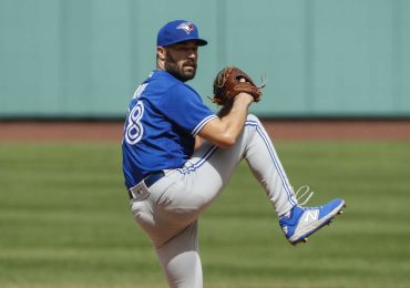 Blue Jays re-sign former All-Star Robbie Ray to one-year, $8M deal
