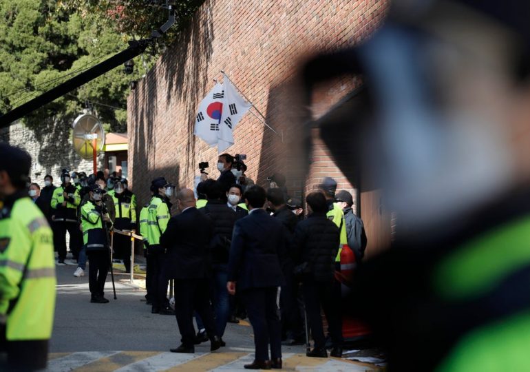 Ex-South Korean President Lee back to prison after ruling